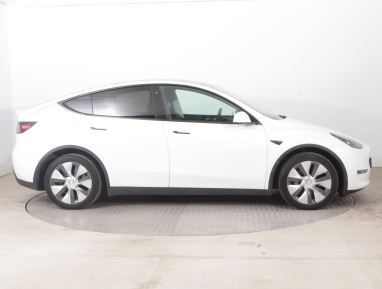 Tesla Model Y - 2022