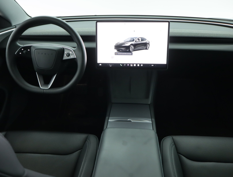 Tesla Model 3, 2024