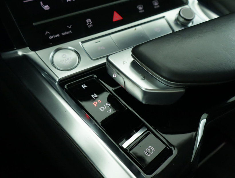 Audi e-tron, 2019