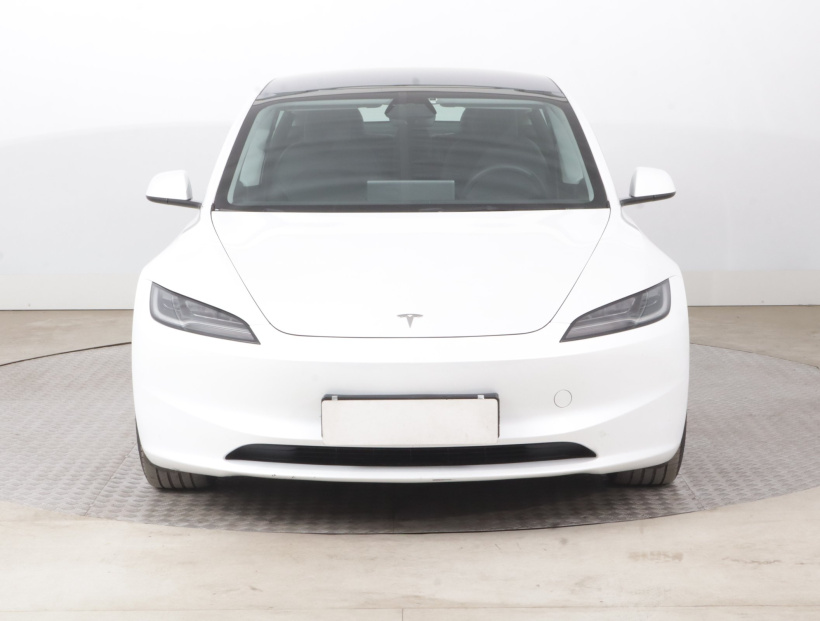 Tesla Model 3, 2023