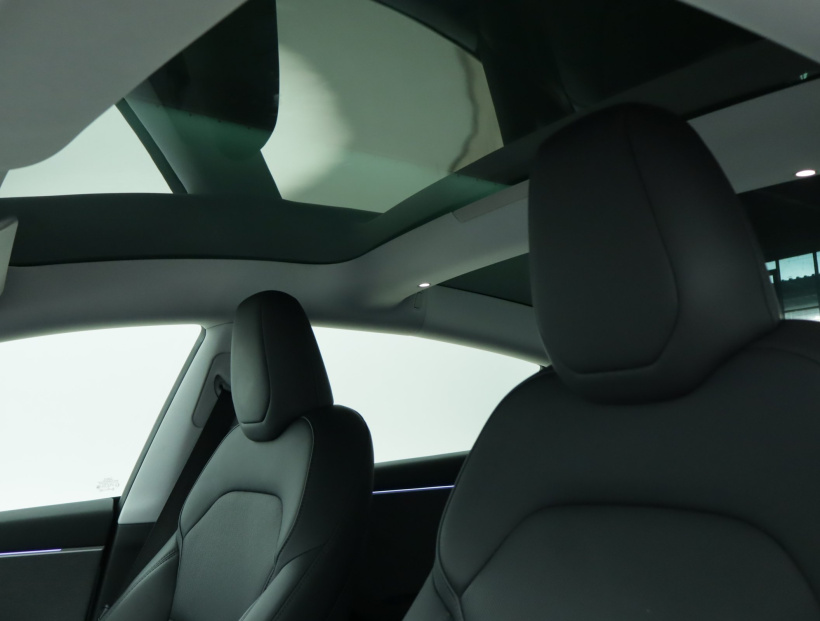 Tesla Model 3, 2023