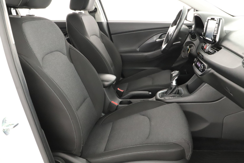 Hyundai i30, 2023