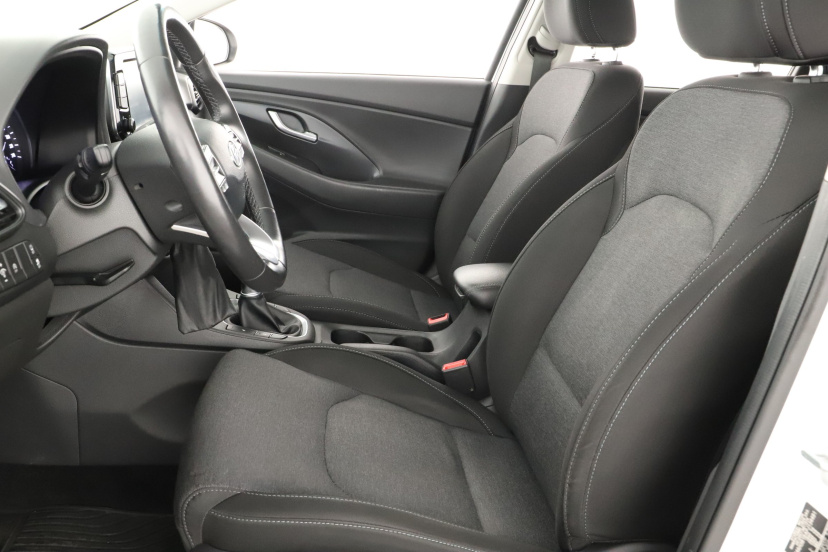 Hyundai i30, 2023