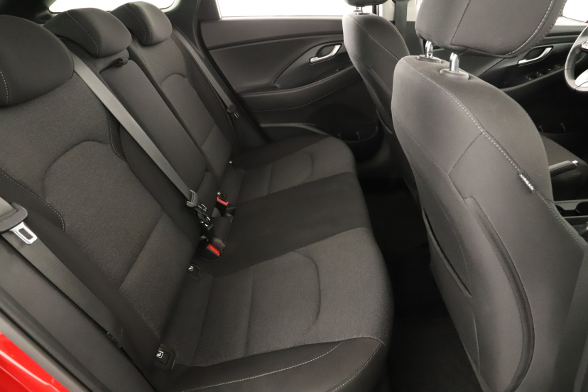 Hyundai i30, 2021