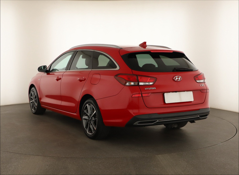 Hyundai i30, 2021