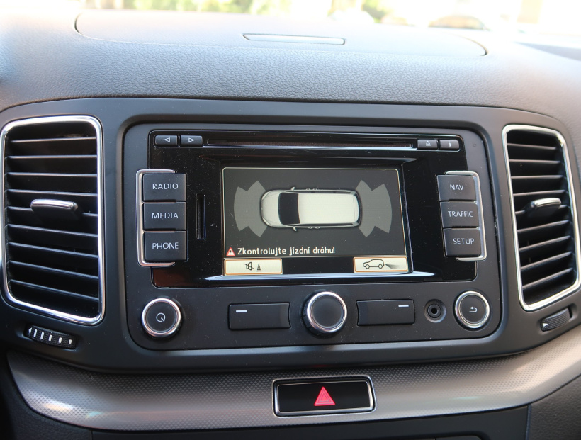 Volkswagen Sharan, 2011