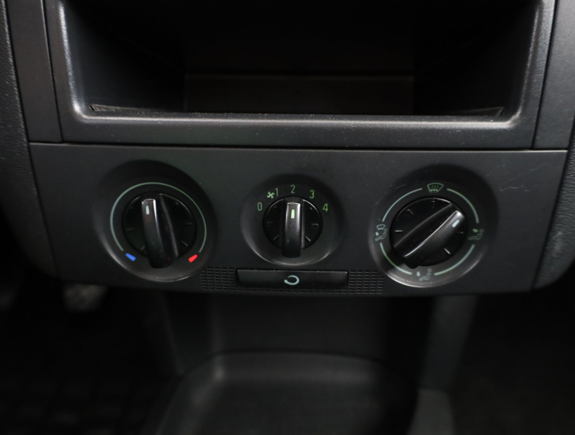 Škoda Fabia, 2004