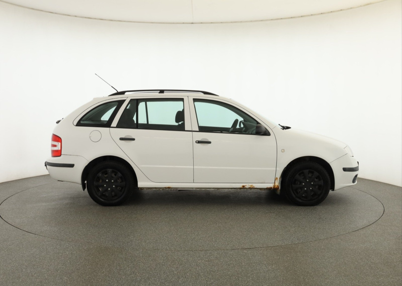 Škoda Fabia, 2004