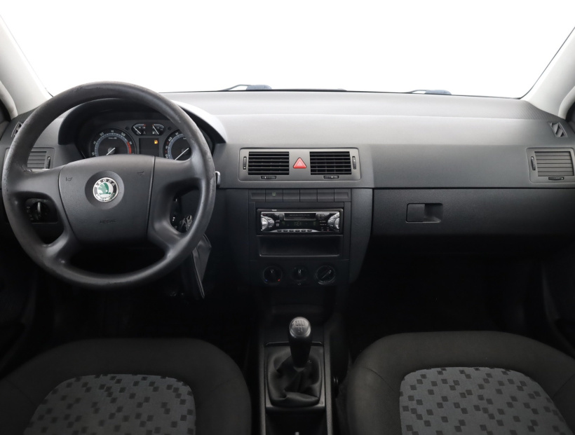 Škoda Fabia, 2004