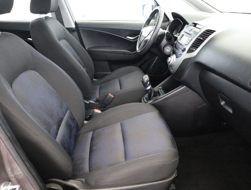 Hyundai ix20, 2011
