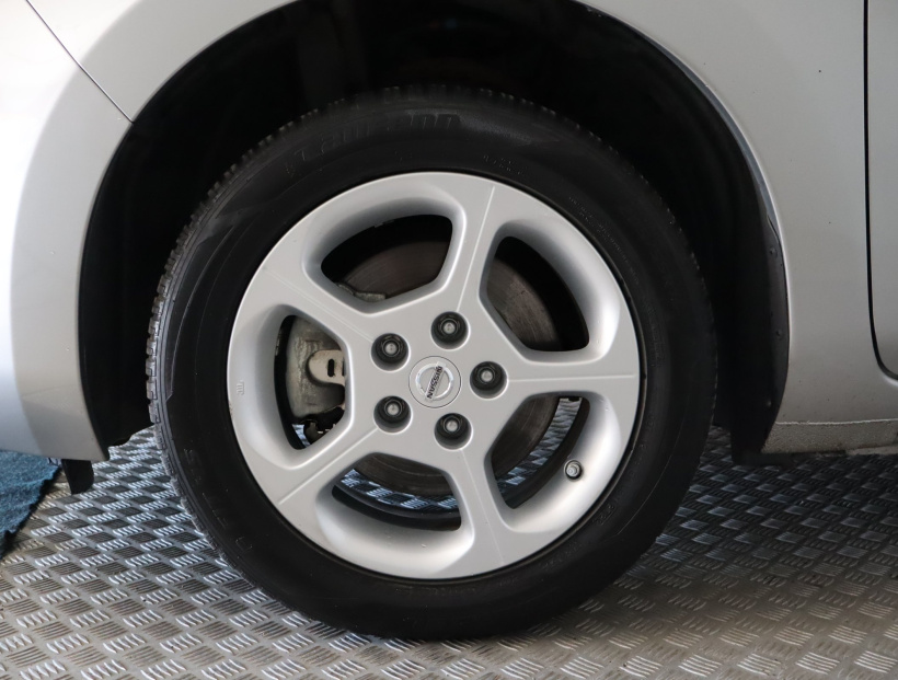 Nissan Leaf, 2015