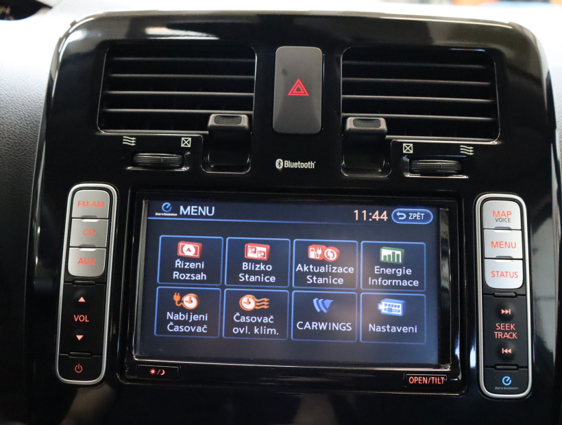 Nissan Leaf, 2015