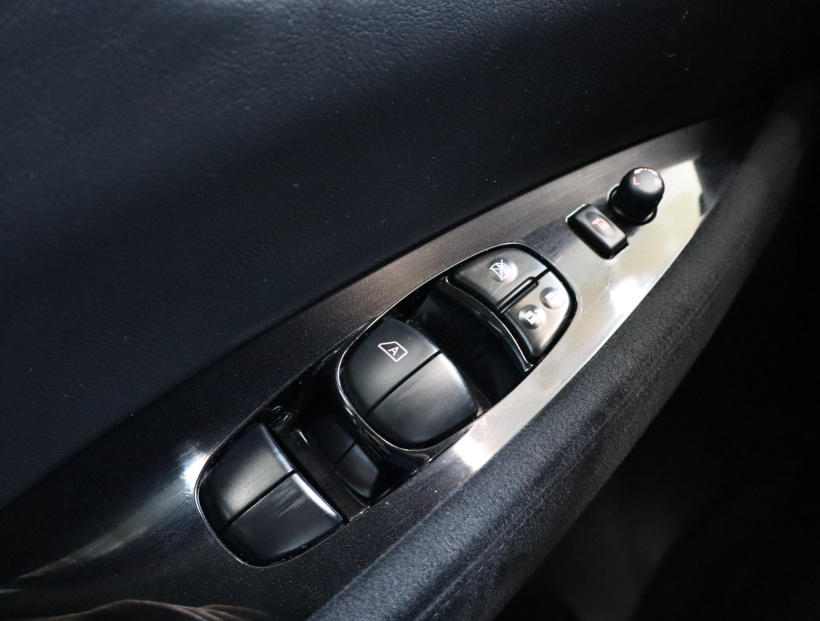 Nissan Leaf, 2015
