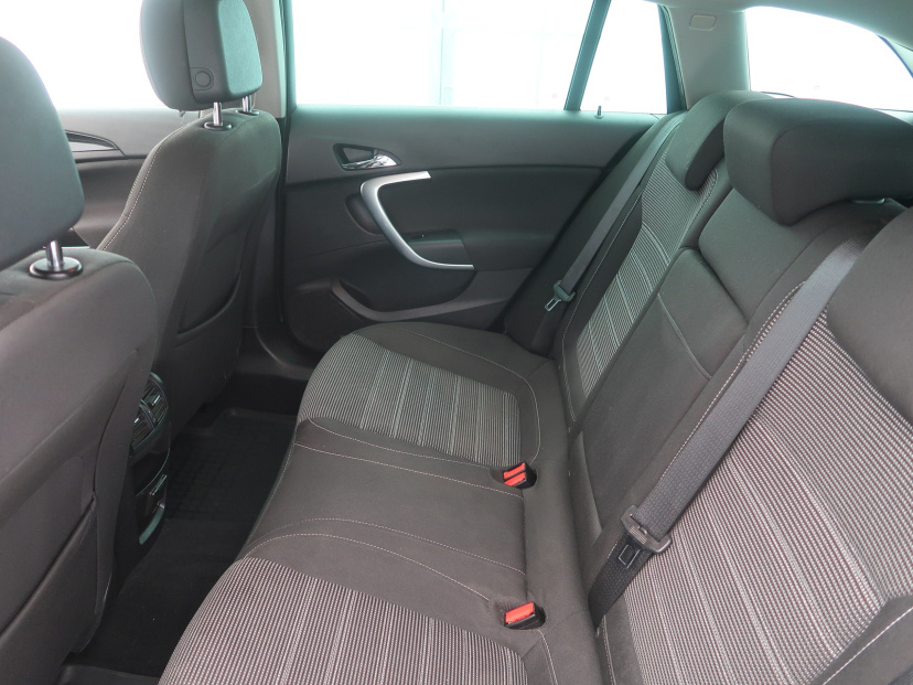 Opel Insignia, 2012