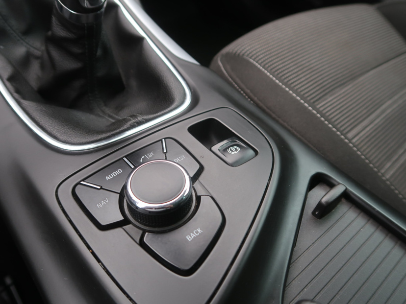 Opel Insignia, 2012
