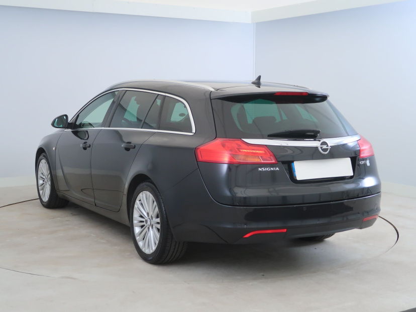 Opel Insignia, 2012