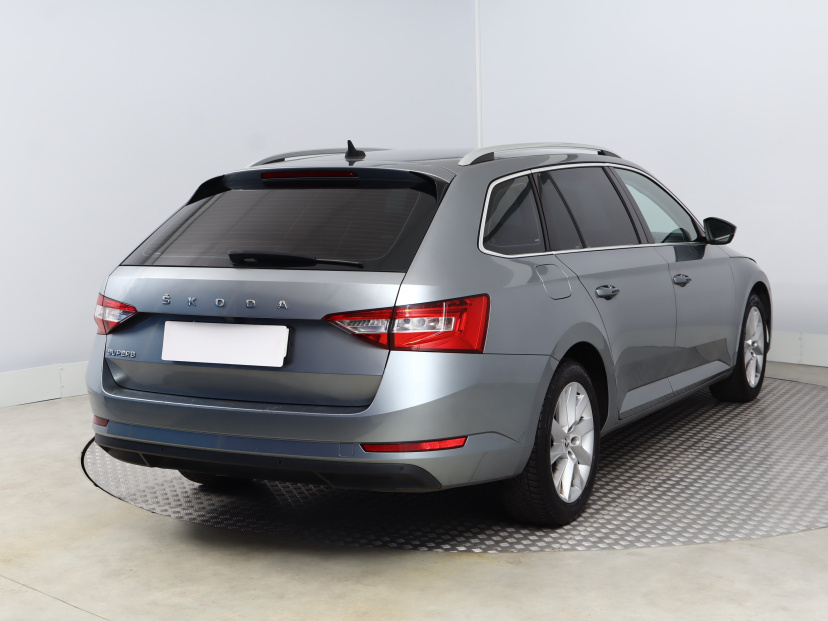 Škoda Superb, 2019