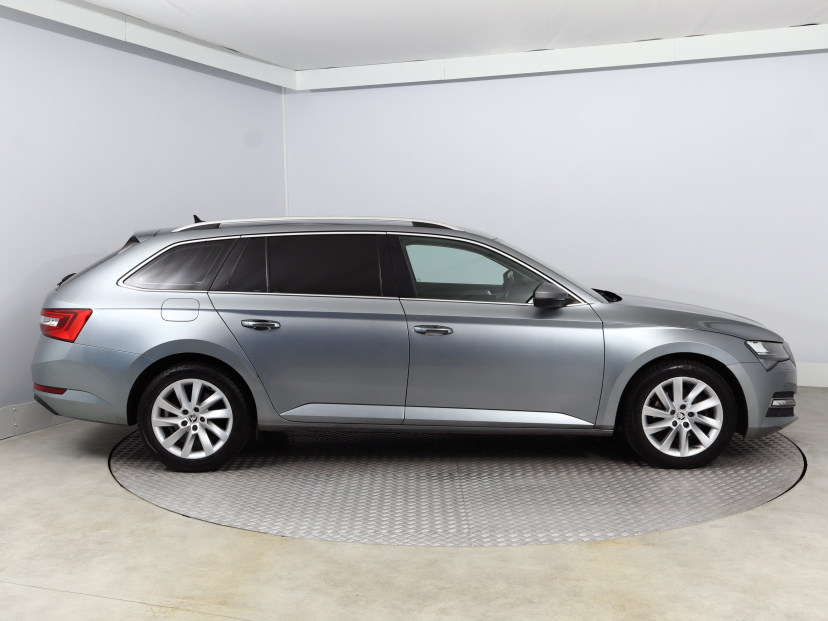Škoda Superb, 2019