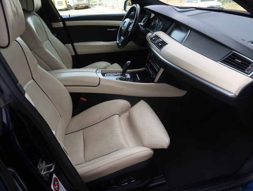 BMW 5GT, 2012