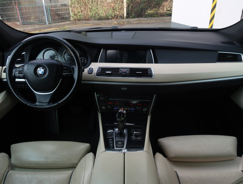 BMW 5GT, 2012