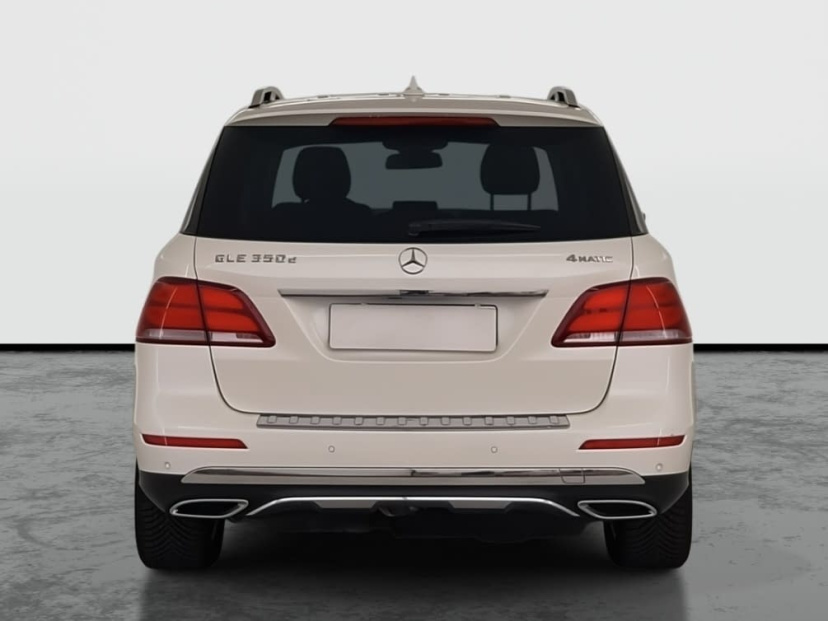 Mercedes-Benz GLE, 2016