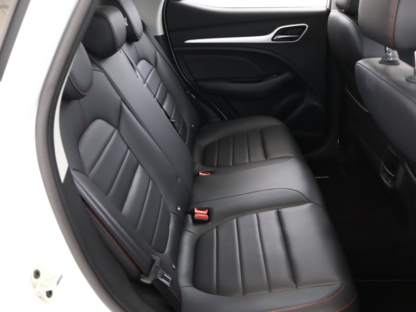 MG ZS SUV, 2024