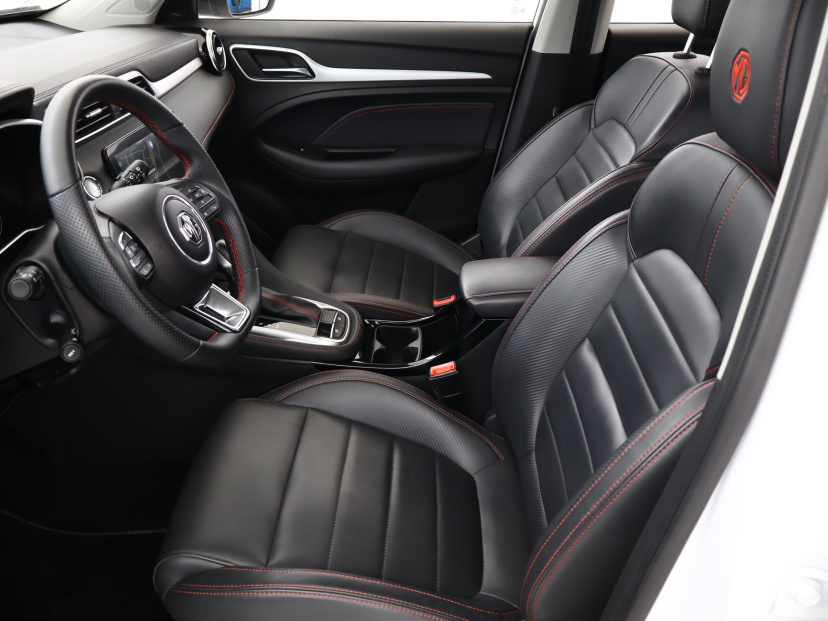 MG ZS SUV, 2024