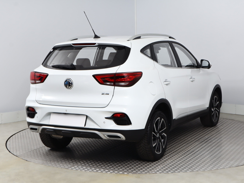 MG ZS SUV, 2024