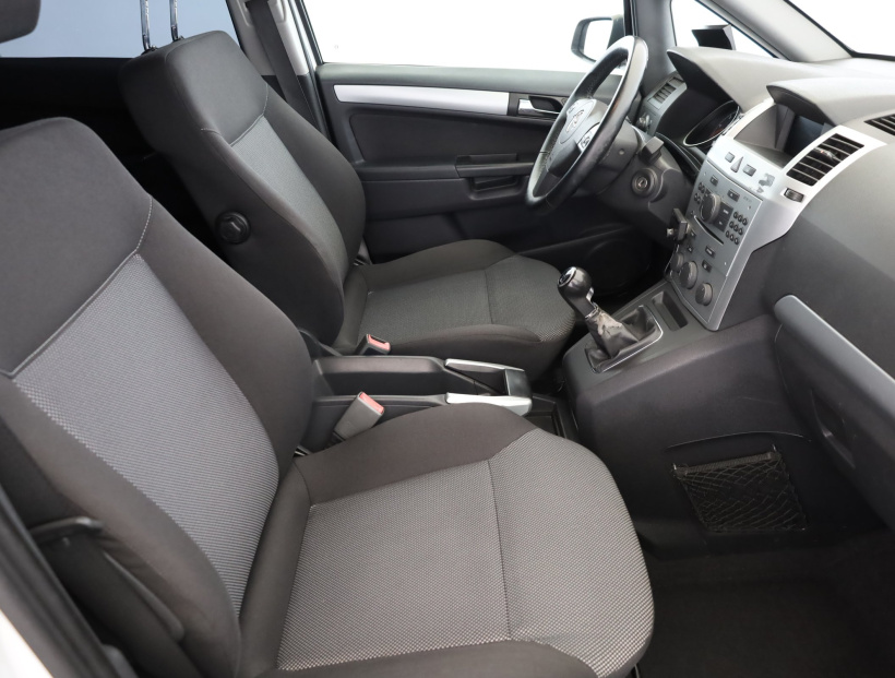 Opel Zafira, 2009