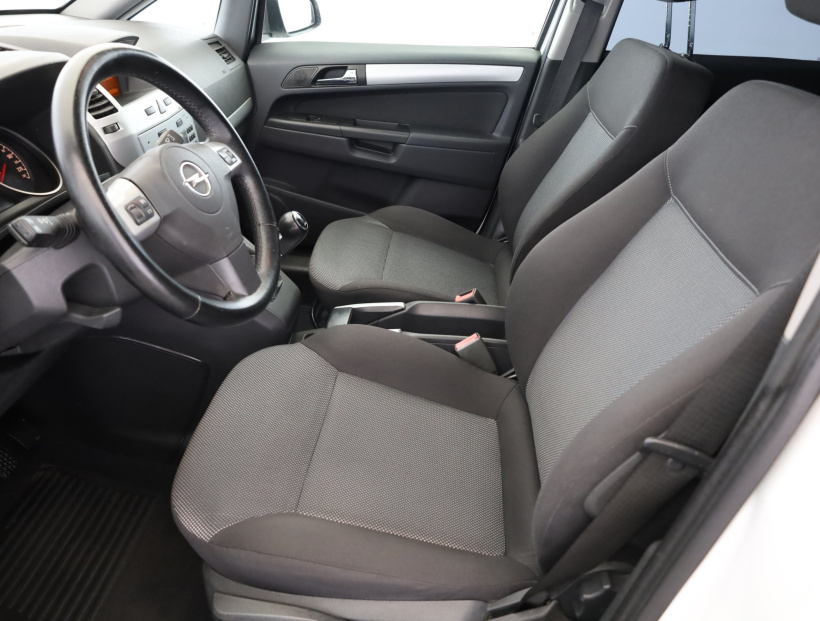 Opel Zafira, 2009
