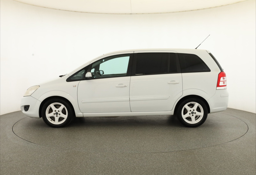 Opel Zafira, 2009