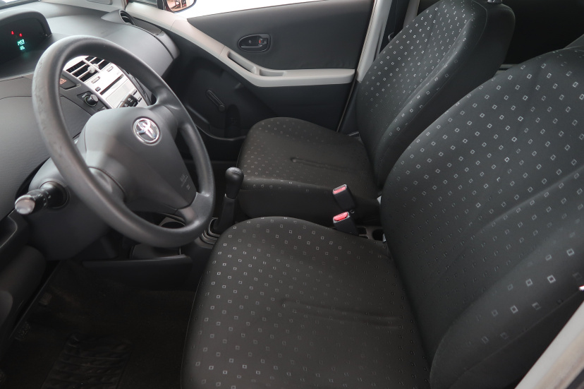 Toyota Yaris, 2007