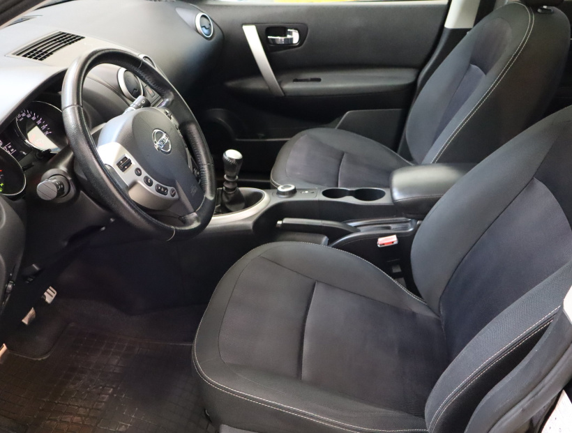 Nissan Qashqai, 2012