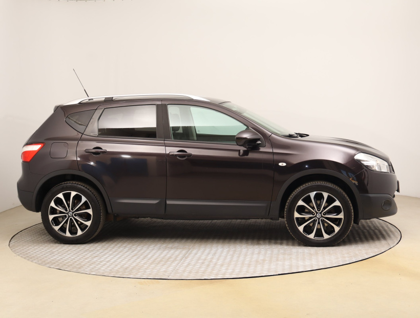 Nissan Qashqai, 2012