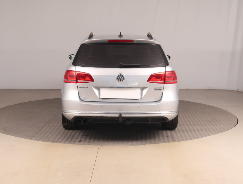 Volkswagen Passat, 2013