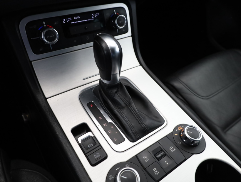 Volkswagen Touareg, 2011