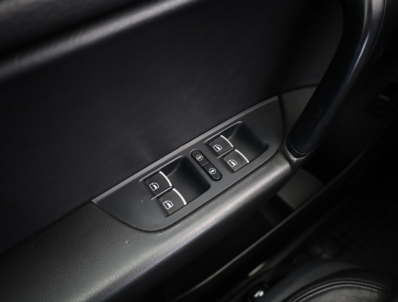 Volkswagen Touareg, 2011