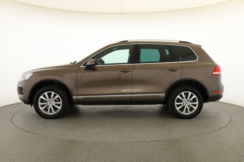 Volkswagen Touareg, 2011