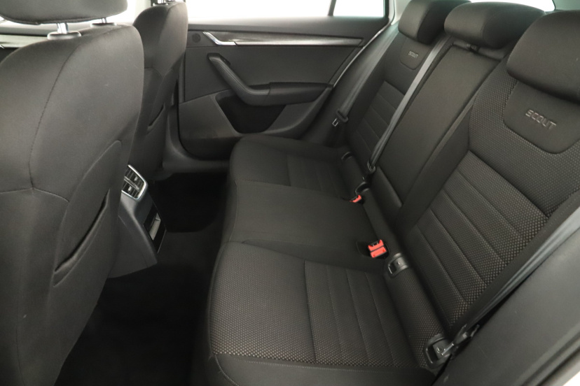Škoda Octavia Scout, 2017