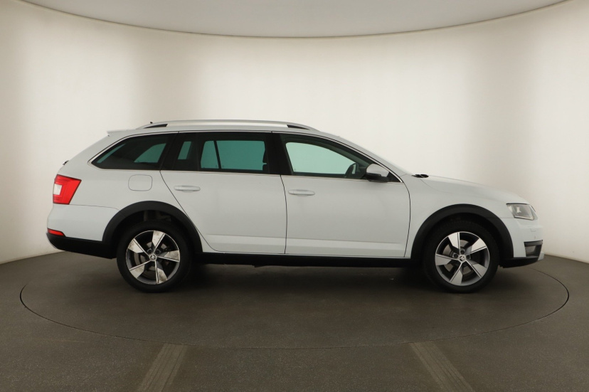 Škoda Octavia Scout, 2017