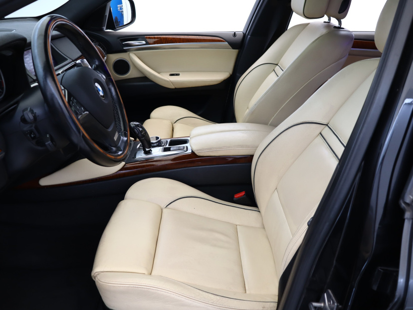 BMW X6, 2011