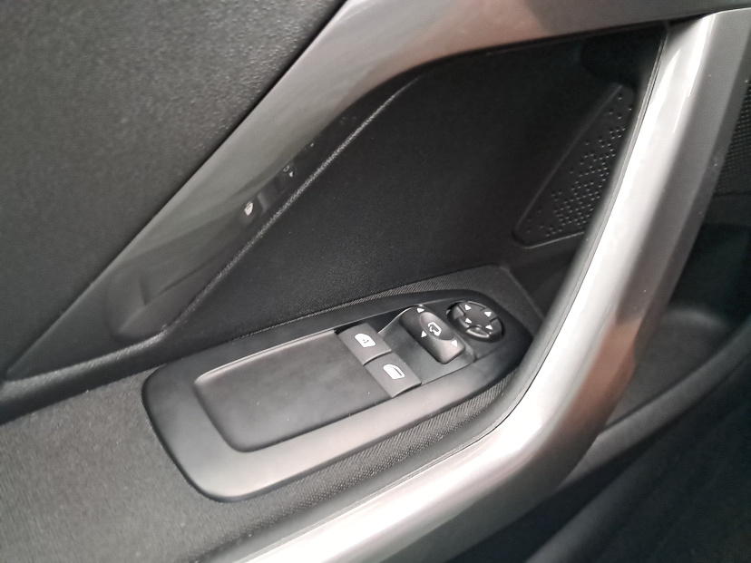 Peugeot 2008, 2019