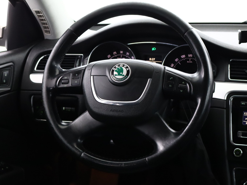 Škoda Superb, 2010