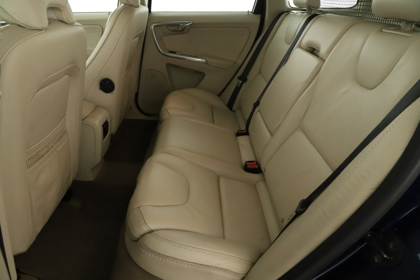 Volvo XC60, 2012