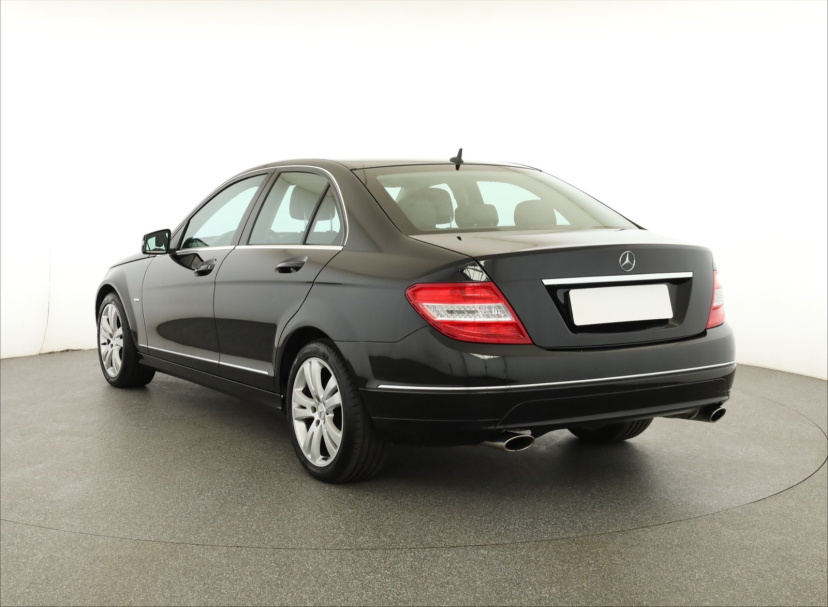 Mercedes-Benz C, 2009