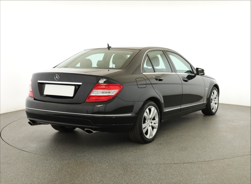 Mercedes-Benz C, 2009
