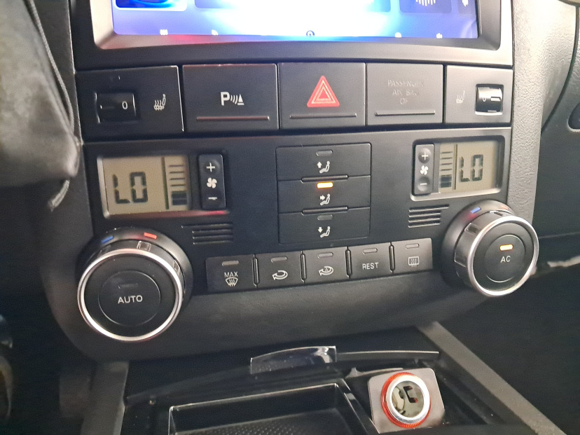Volkswagen Touareg, 2009