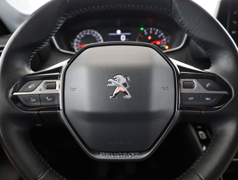 Peugeot 208, 2021