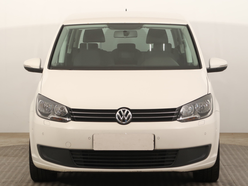Volkswagen Touran, 2013
