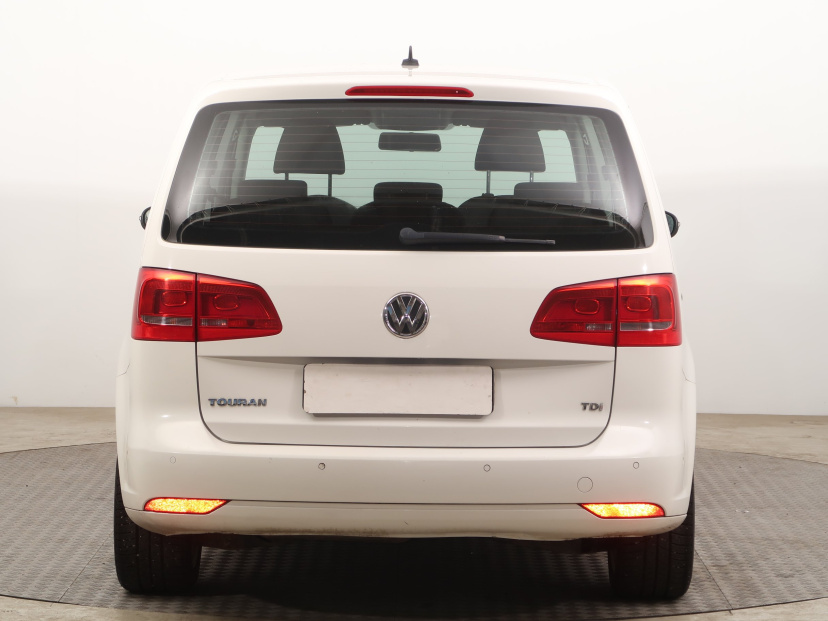 Volkswagen Touran, 2013